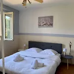 Charmante Maison Provencale Avec Piscine Dans Avignon