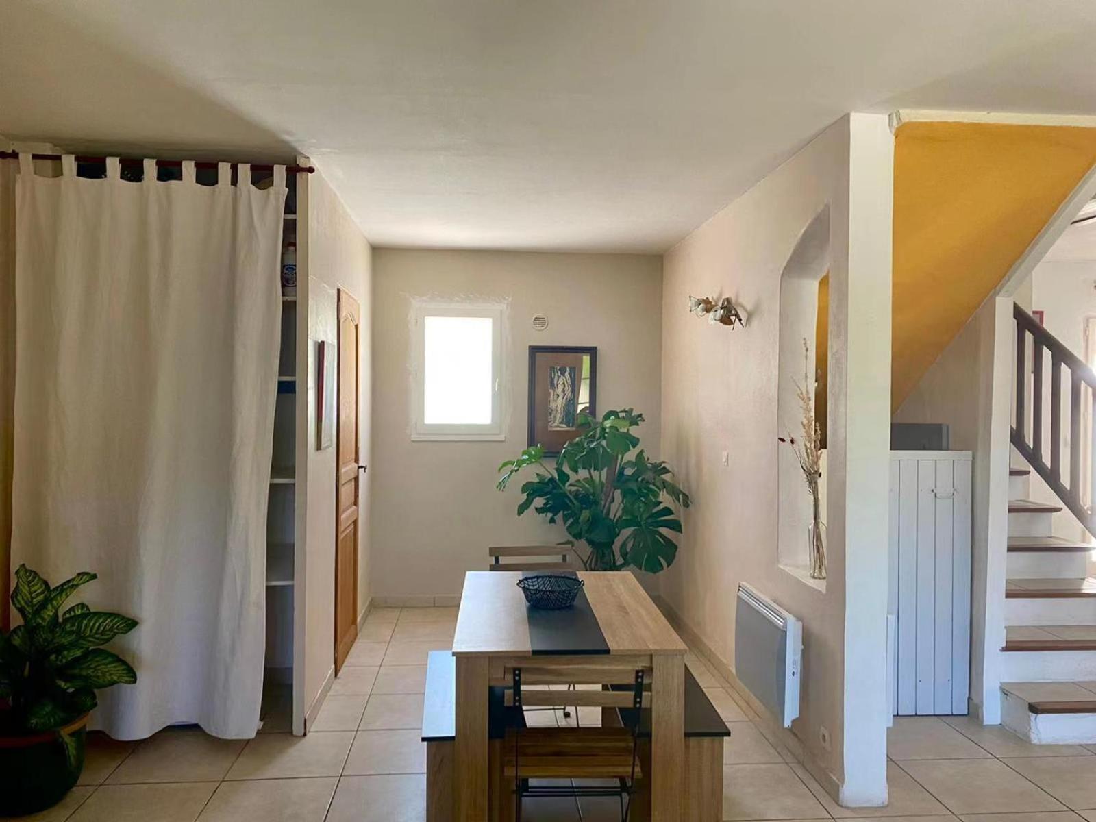 Charmante Maison Provencale Avec Piscine Dans Vakantiehuis